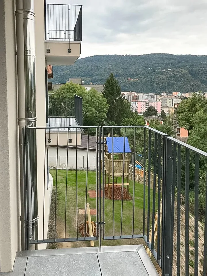 Spacious and modern 3.5-room apartment in Vacallo