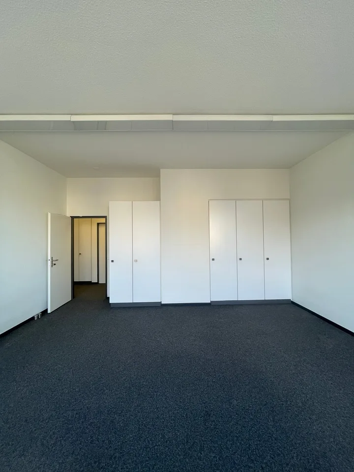 It's a sign - to put your business here! – Foto 7 von 16