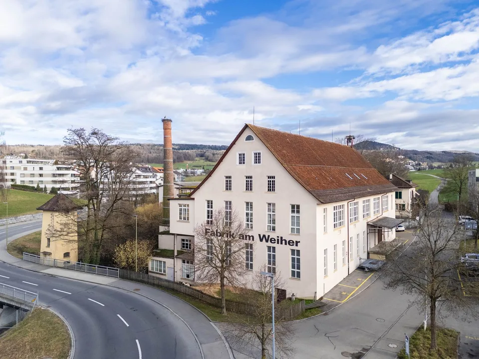 Praktische Gewerbefläche mit vielfältigen Nutzungsmöglichkeiten zu vermieten