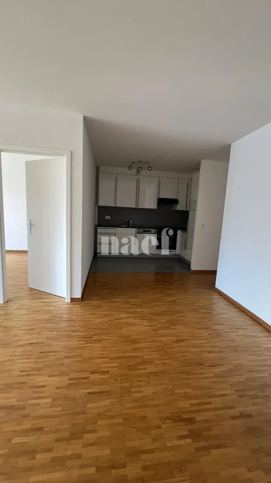 Beautiful 3-room apartment on the 2nd floor with large balcony