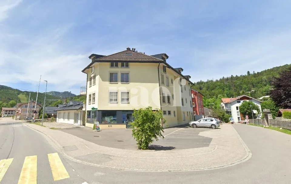 Bel appartement de 3 pièces au 2ème étage avec grand balcon