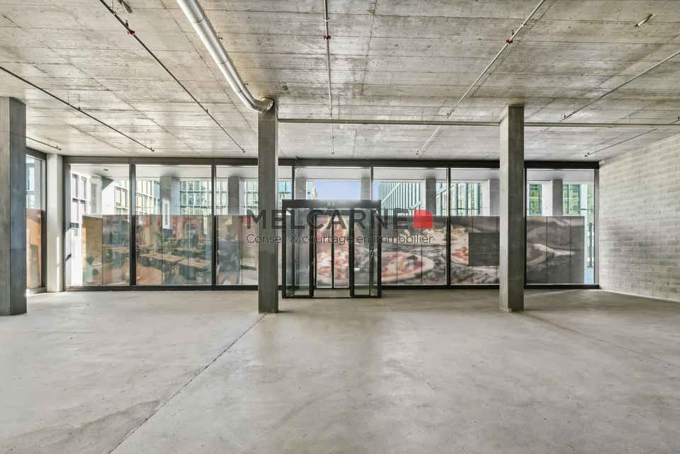 Pont Rouge: Arcade-Restaurationsfläche von ca. 300m²