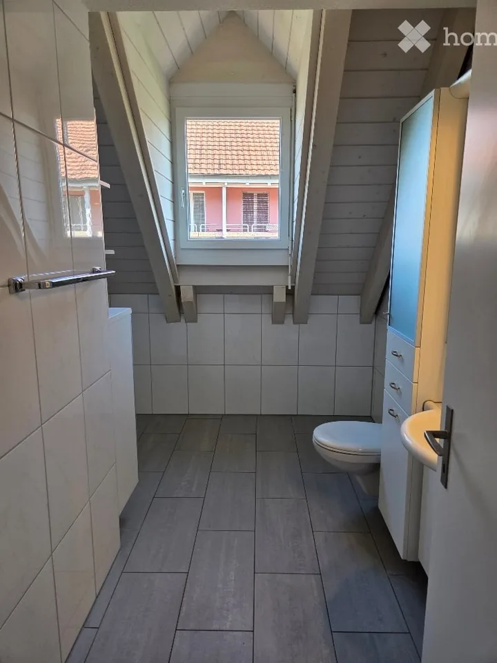Charmante 3.5-Zimmer-Maisonette-Wohnung in ruhiger Lage mit Vorzügen für Nutzung als Homeoffice