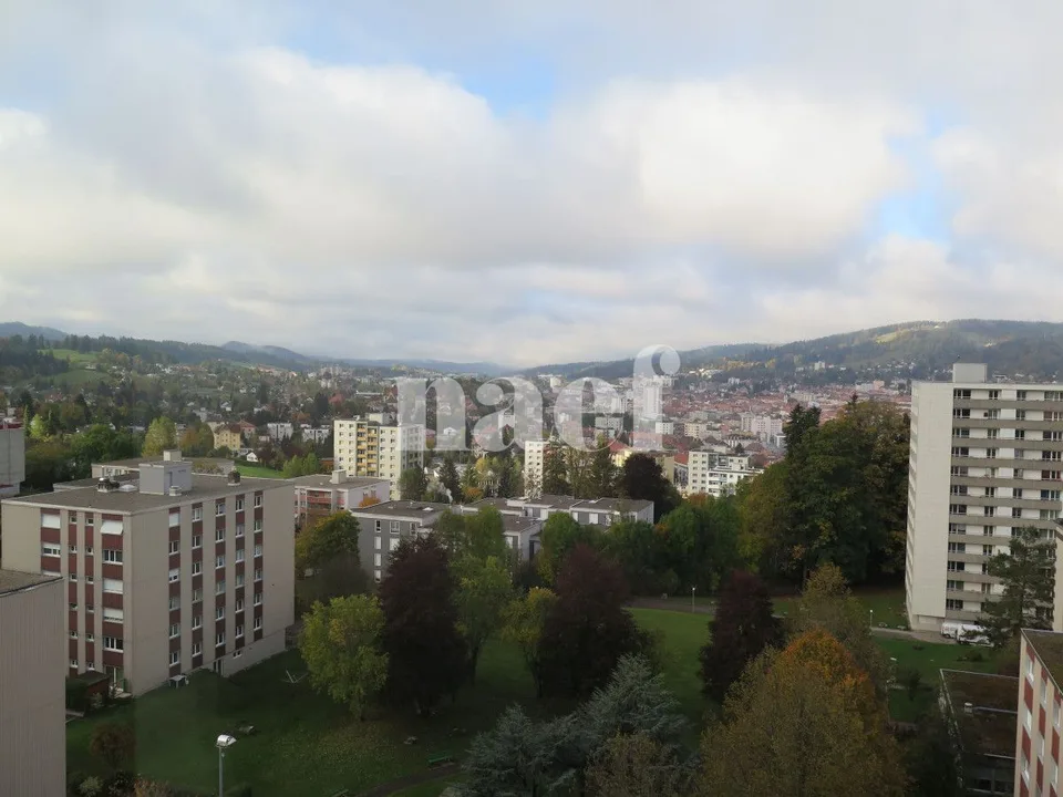 Appartement de 4.5 pièces avec une belle vue dégagée – Foto 16 von 16