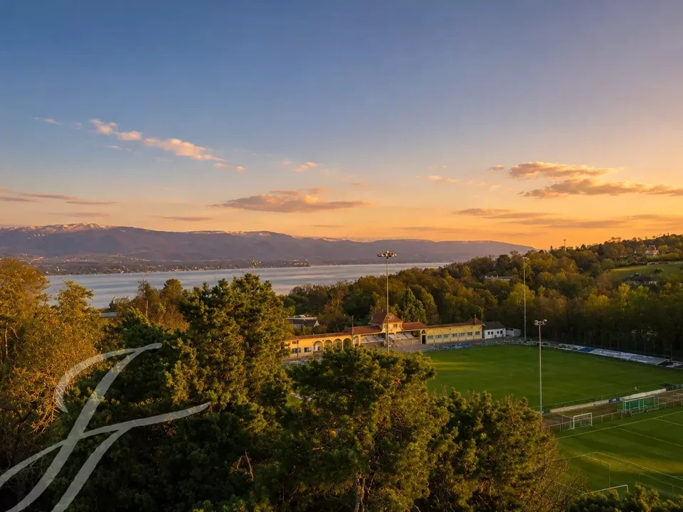 Panoramablick auf Cologny