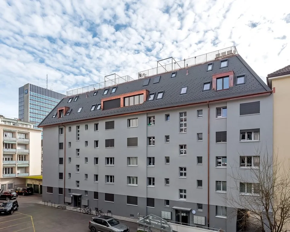 Einstellplatz mitten im Zürcher Kreis 4 (Wiedikon)
