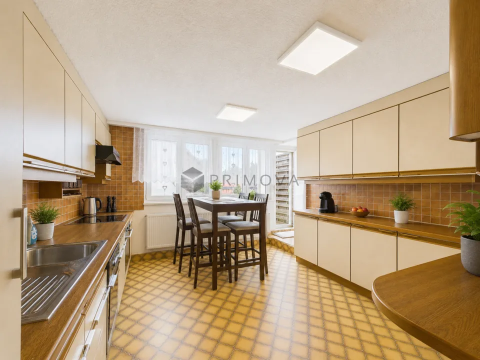 Family-friendly 5.5 room row house with plenty of space and sunny outdoor area