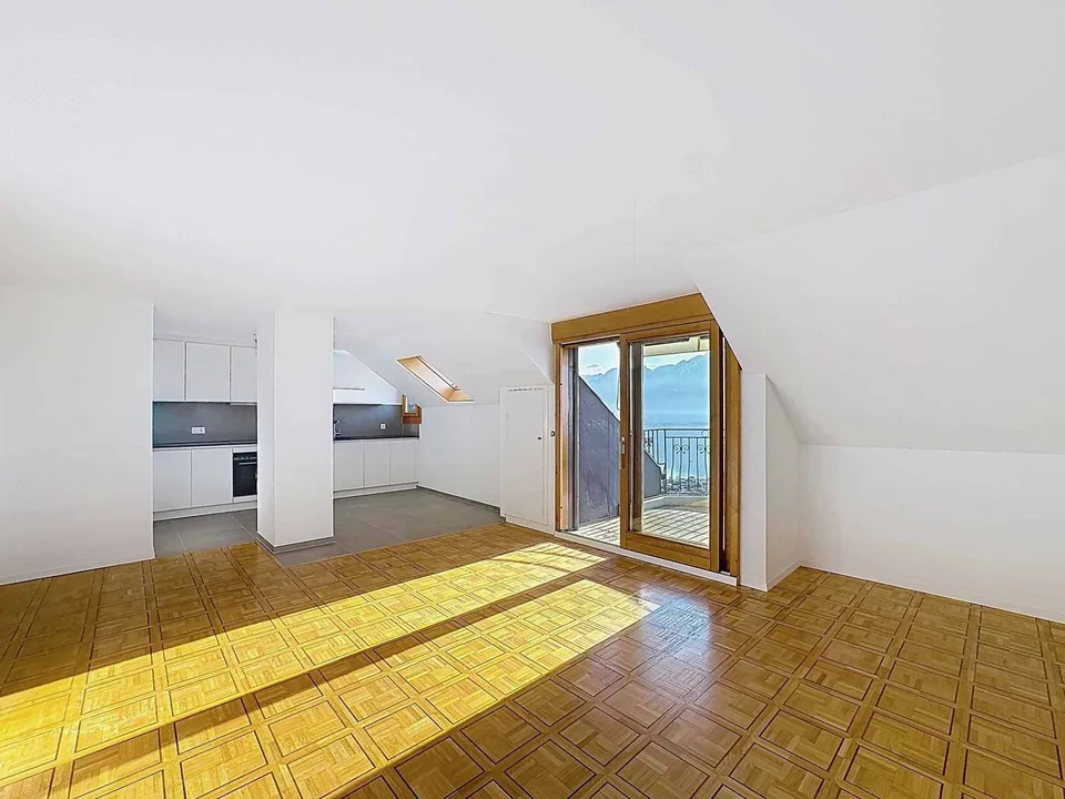 Bellissimo appartamento di 2.5 locali con 72 m2, balconi e vista molto bella sul lago