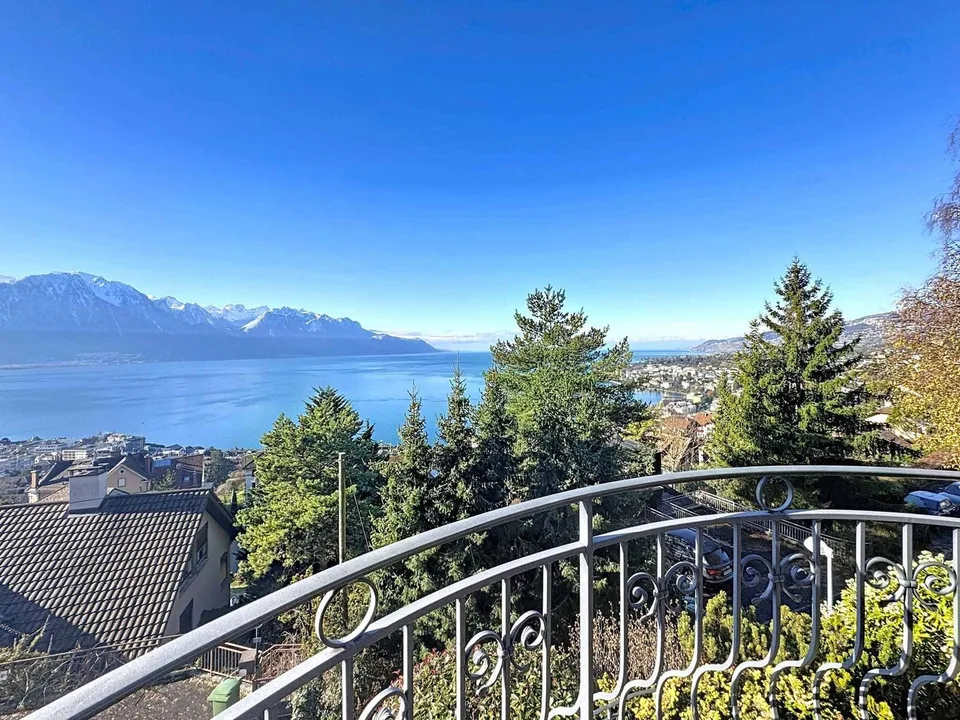 Superbe 2.5 pièces de 72 m2 avec balcons et Très belle vue sur le lac