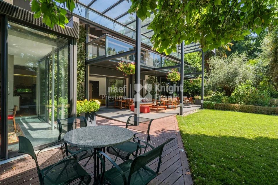 Un écrin de verdure, aux portes de Genève.