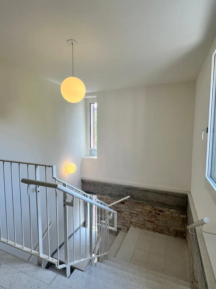 Nuova costruzione! Appartamento a maisonnette moderno 4,5 locali su 3 piani