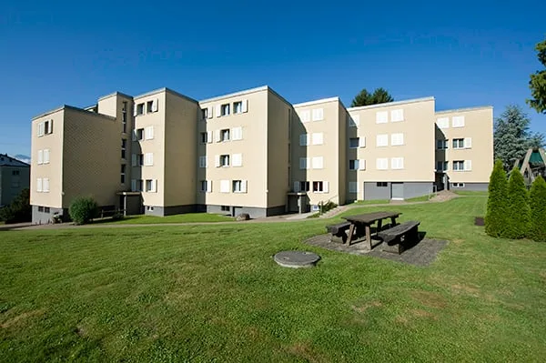 Motorradparkplatz zu vermieten