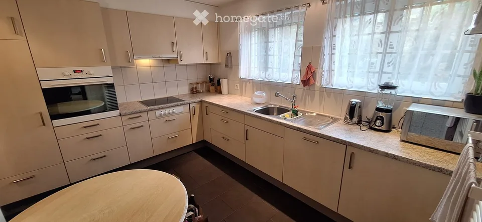Charmantes 5-Zimmer-Haus in Binningen – sofort verfügbar! Für WG's (Studenten)