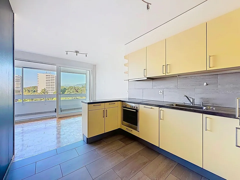 In esclusiva - Appartamento di 3,5 locali con vista