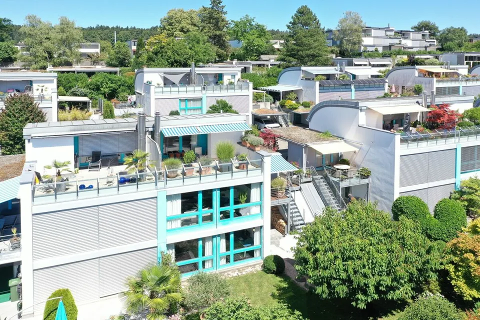 Wohnen mit Weitblick - Doppeleinfamilienhaus mit idyllischem Garten