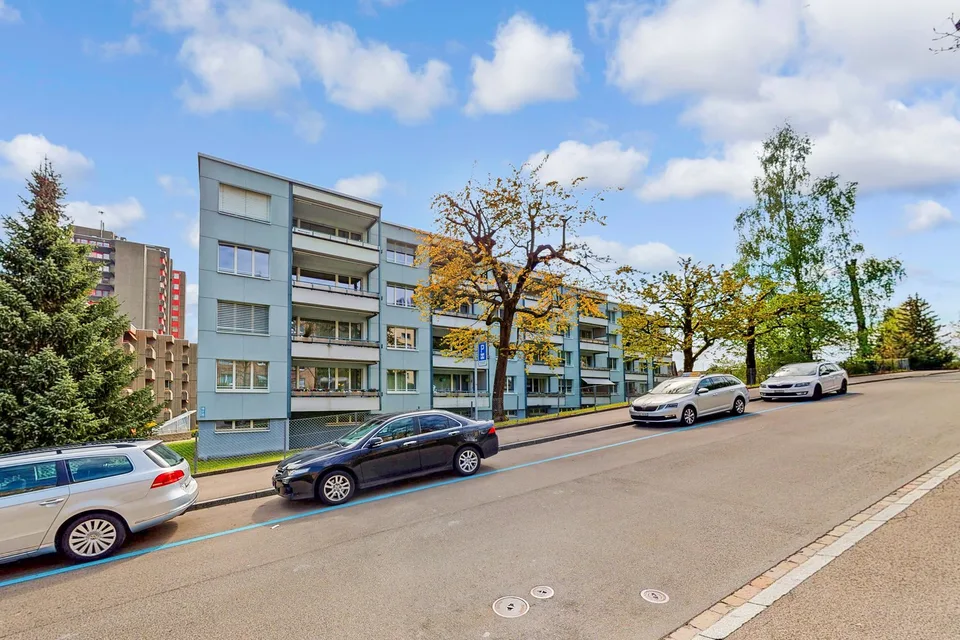 Abstellplatz in Zürich Leimbach zu vermieten