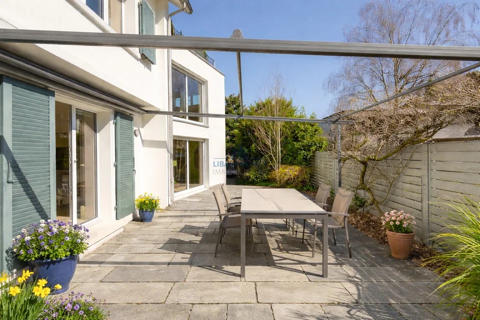 Hochwertig modernisiertes Einfamilienhaus mit exklusiver Wohnqualität