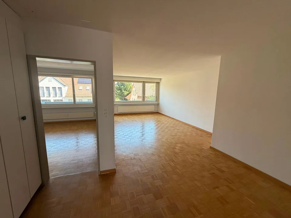 Appartement spacieux 2.5 pièces à louer pour une durée limitée jusqu'au 31.08.2027