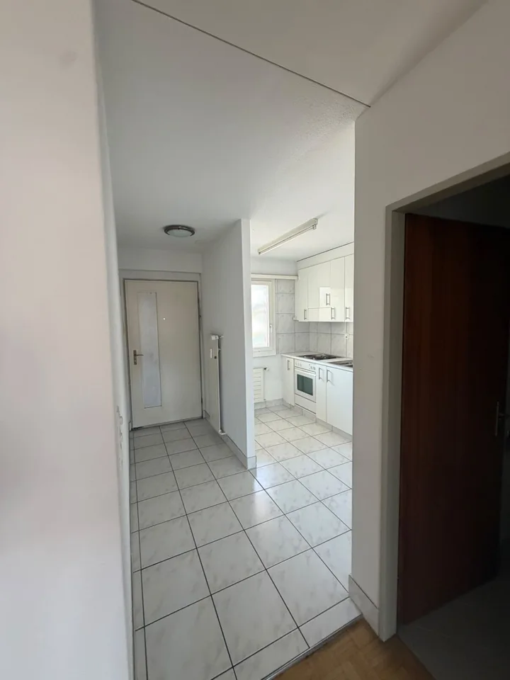 Appartement spacieux 2.5 pièces à louer pour une durée limitée jusqu'au 31.08.2027