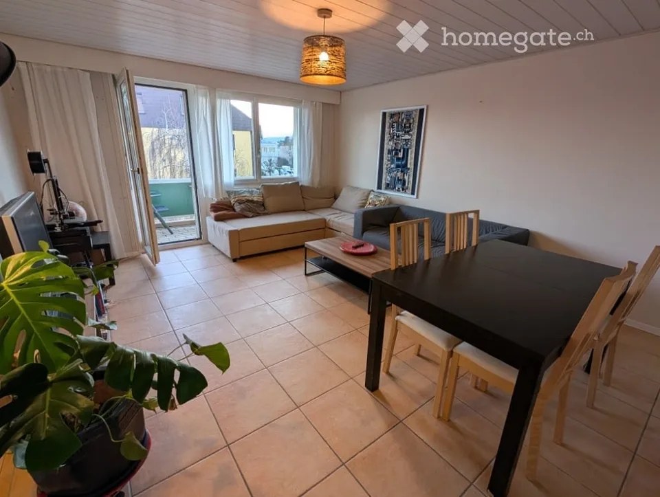 Appartement 4,5 pièces de 92 m² avec balcon et place de parc