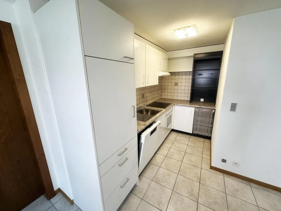 Vétroz, 2.5-Zimmer-Wohnung mit Terrasse – Erdgeschoss mit Parkplatz