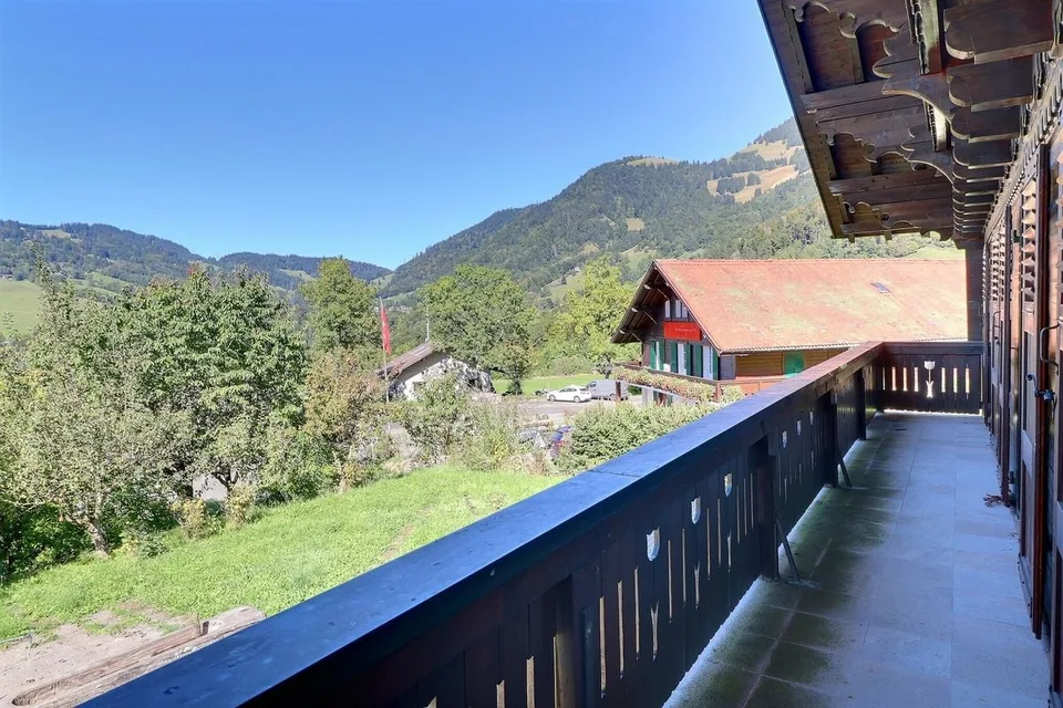 CHANCE ZU GREIFEN - SCHÖNES 5,5-ZIMMER-CHALET MIT SCHÖNER AUSSTATTUNG – Foto 19 von 25