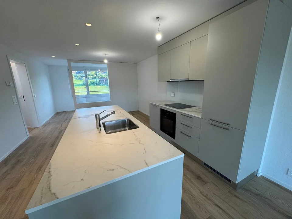 05594 - Appart. 3½ locali - IMP. CHAMP-RIOND 8 - MATRAN
