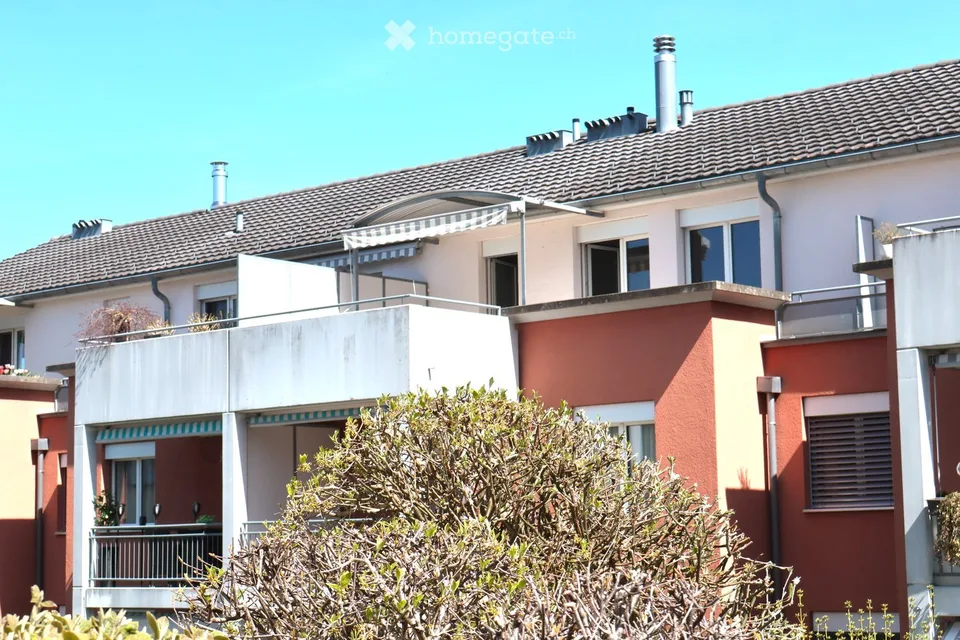Helle 2-Zimmer-Dachgeschosswohnung in Samstagern – frisch renoviert!