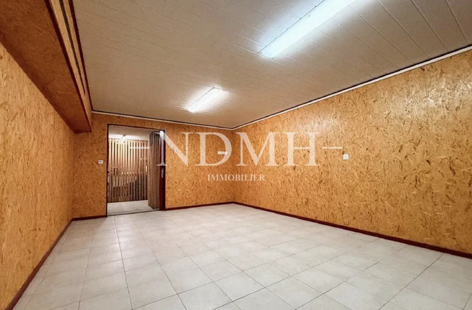 Set of commercial lots in PPE – photo 12 of 13