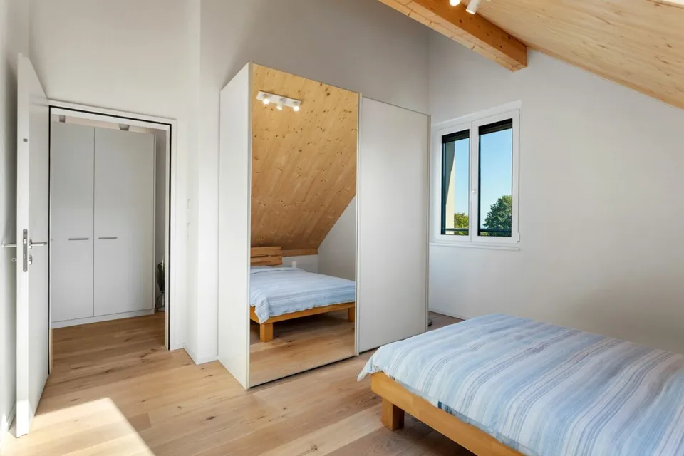 Grosszügige und moderne Dachgeschosswohnung – Foto 11 von 13