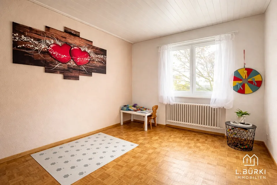 Charmantes Einfamilienhaus mit Entwicklungspotenzial – Foto 6 von 8