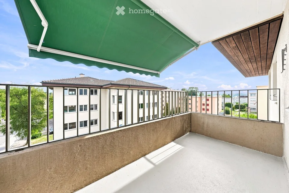Erstvermietung: moderne 3½-Zimmer-Wohnung in Hünenberg