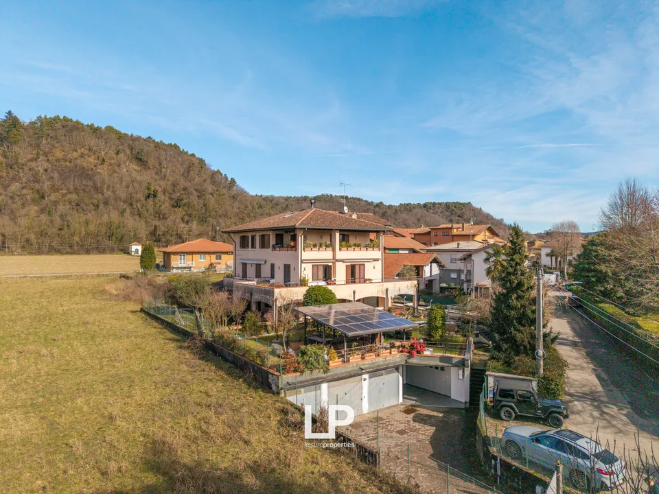 Attika in Sesto Calende