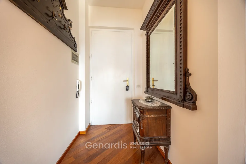 Elegante appartamento di 3 Locali con Vista Lago a Campione d'Italia