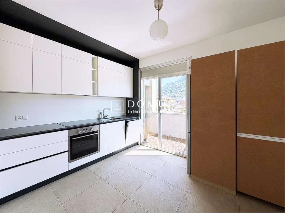 Elegantes Apartment mit Seeblick