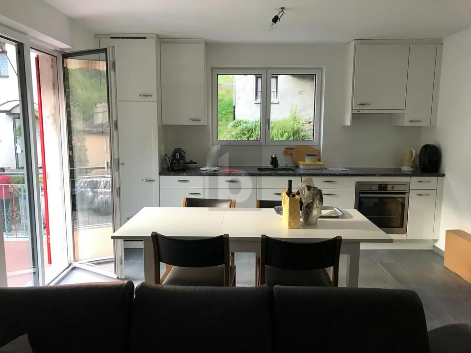 Renovated, modern property in sunny and quiet location