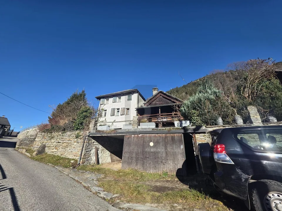 SPAZIOSA E SOLEGGIATA IN POSIZIONE TRANQUILLA