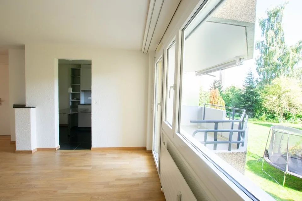 Schöne 2.5-Zimmerwohnung mit Sicht ins Grüne!