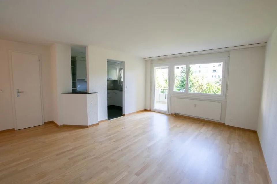 Schöne 2.5-Zimmerwohnung mit Sicht ins Grüne!