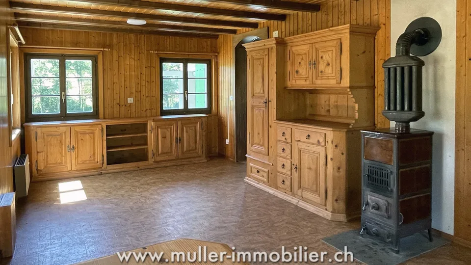 Charmante maison au milieu des prés, proche de Romont