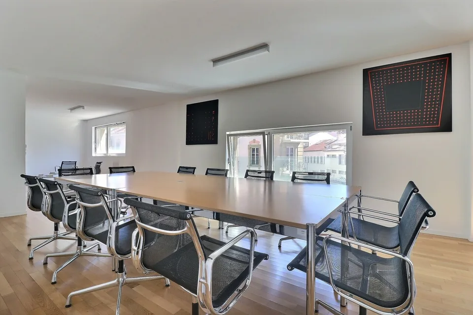 Surface administrative ou appartement de 138 m2
