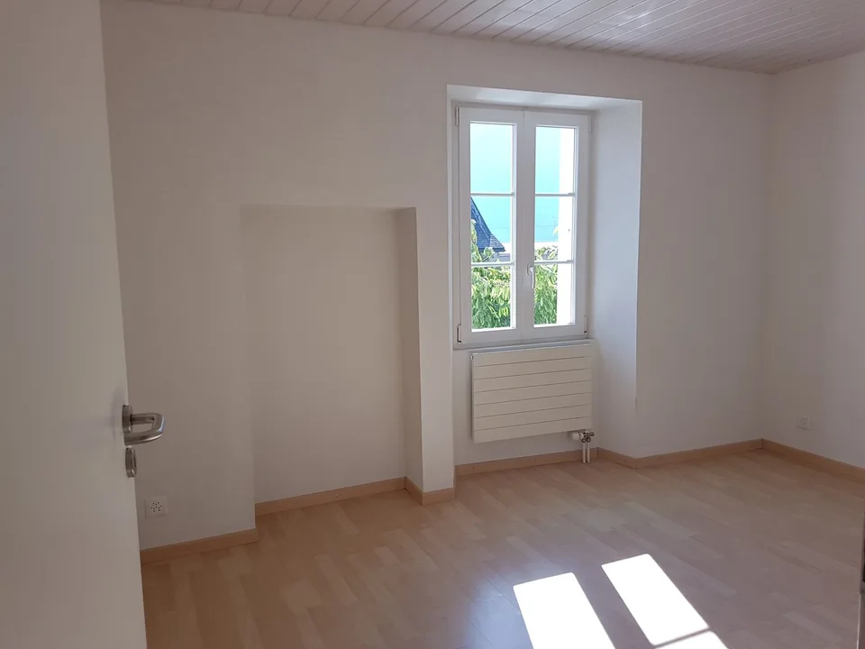 Zu vermieten, ein hübsches kleines Apartment mit 2 Zimmern, in einem Familienhaus, in St-Pierre-de-Clages! – Foto 10 von 13