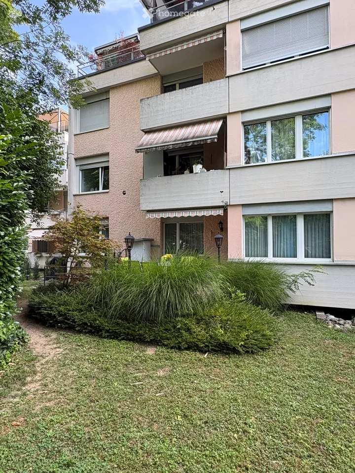 Charmante 3.5-Zimmer-Terrassenwohnung in Glattbrugg – Sofort verfügbar!