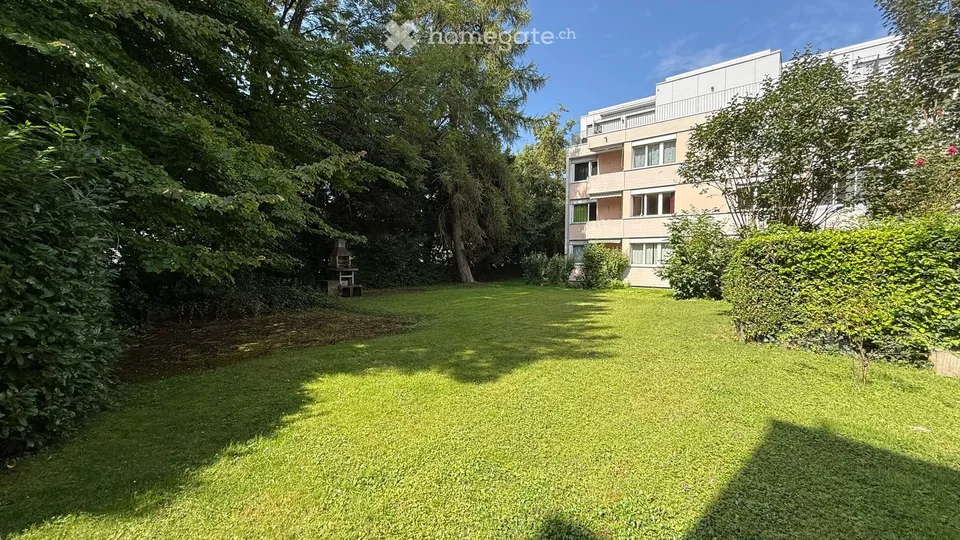 Appartamento di terrazza affascinante di 3,5 locali a Glattbrugg – Disponibile immediatamente!
