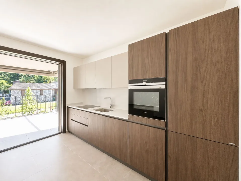 Moderne 3.5-ZWg im Grünen in Gordola