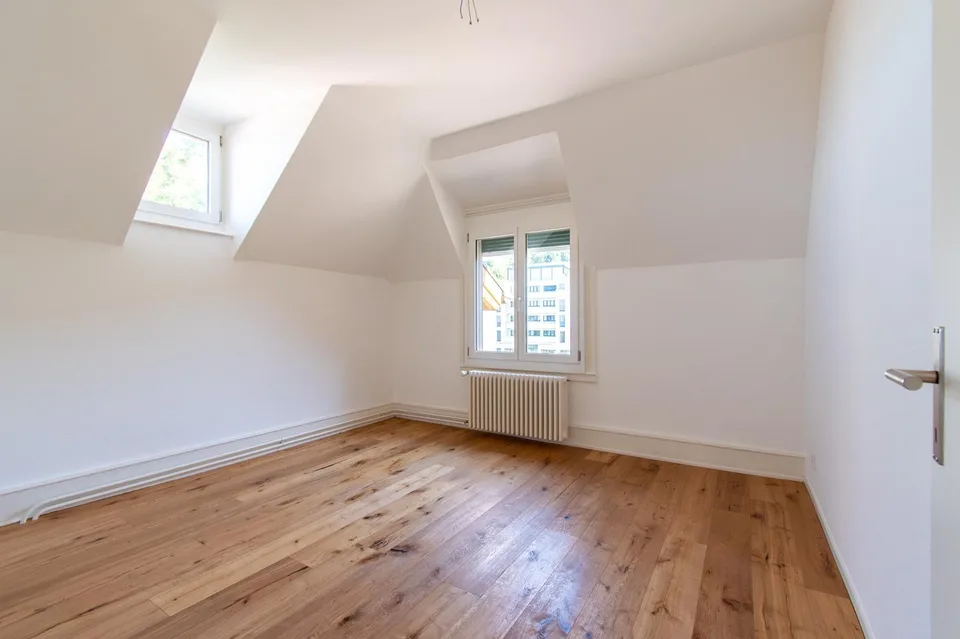 Heimelige 2.5 Zimmer-Dachwohnung