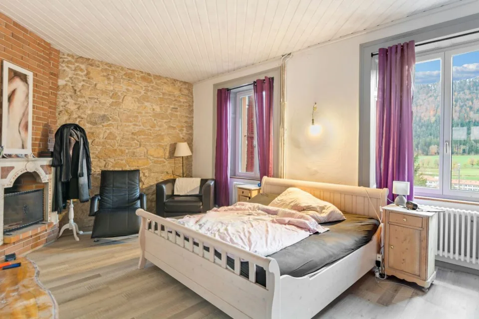 St-Imier, maison de caractère - Parfaite pour famille et activité professionnelle – photo 14 sur 16