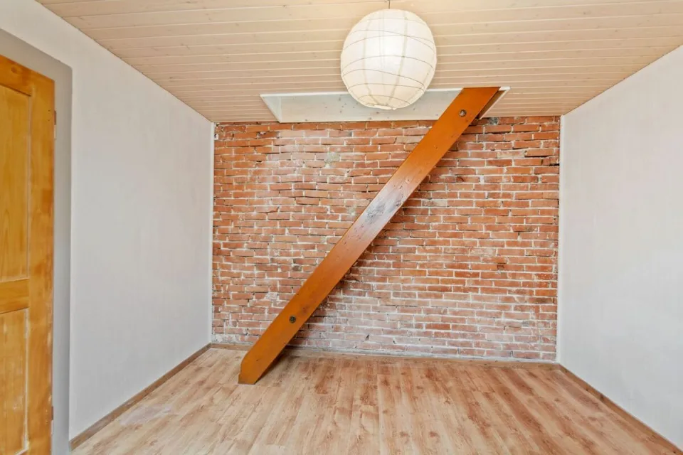 St-Imier, maison de caractère - Parfaite pour famille et activité professionnelle – photo 12 sur 16
