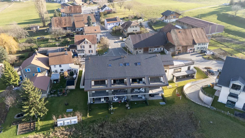 Appartement 5.5 pces neuf en duplex
