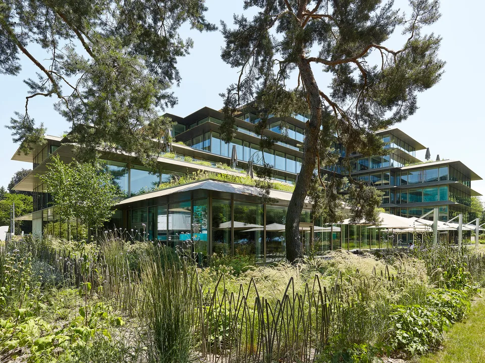 Arbeiten am See – bezugsfertige Premium Open Space Offices